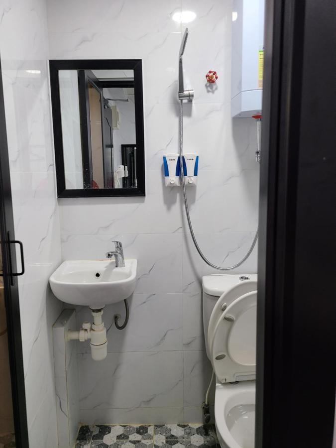 הונג קונג Hostel 16 Paris Guest House Block E Reception 10Th Floor מראה חיצוני תמונה
